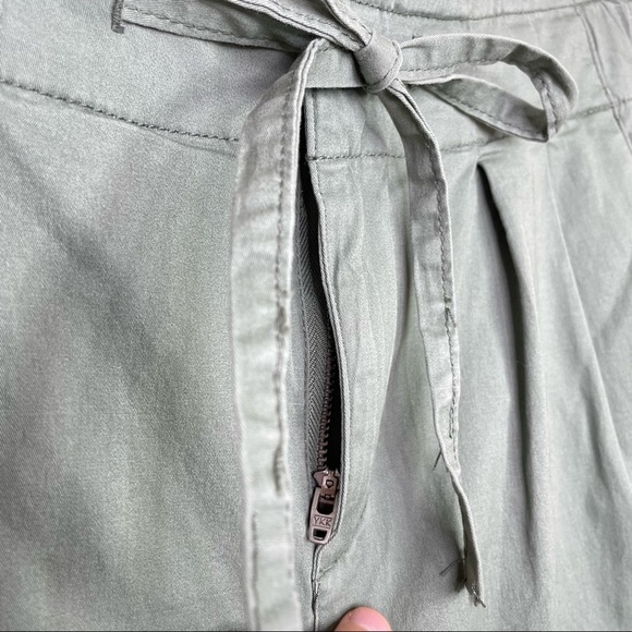 Stitch Fix l Vero Moda Vmenvany Hr Loose String Paperbag Ankle Pant, M/32” - Picture 10 of 14